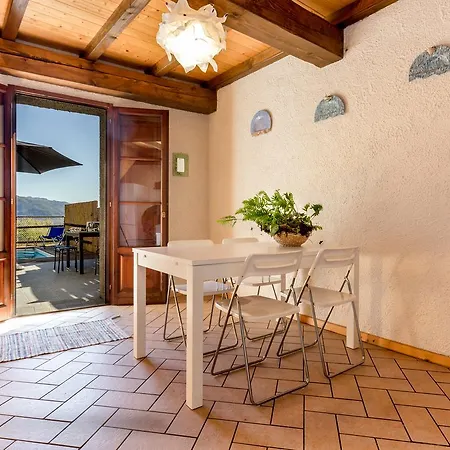 Διαμέρισμα Casa Dei Ciliegi Monti di Villa