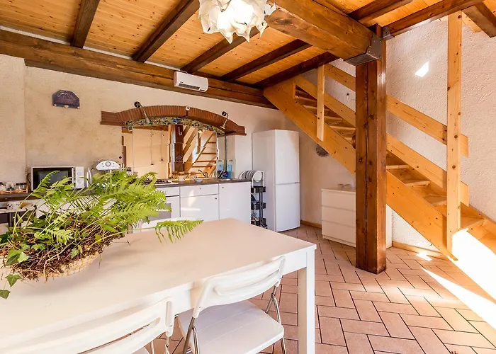 Casa Dei Ciliegi Monti di Villa